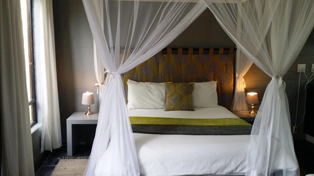 Hornbill House Self Catering Accommodation Hermanus Camera foto