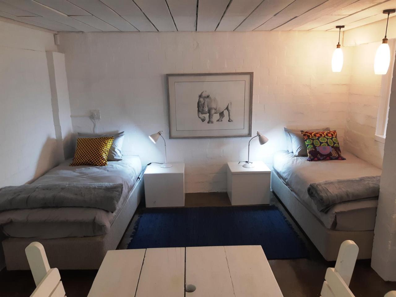 Hornbill House Self Catering Accommodation Hermanus Esterno foto