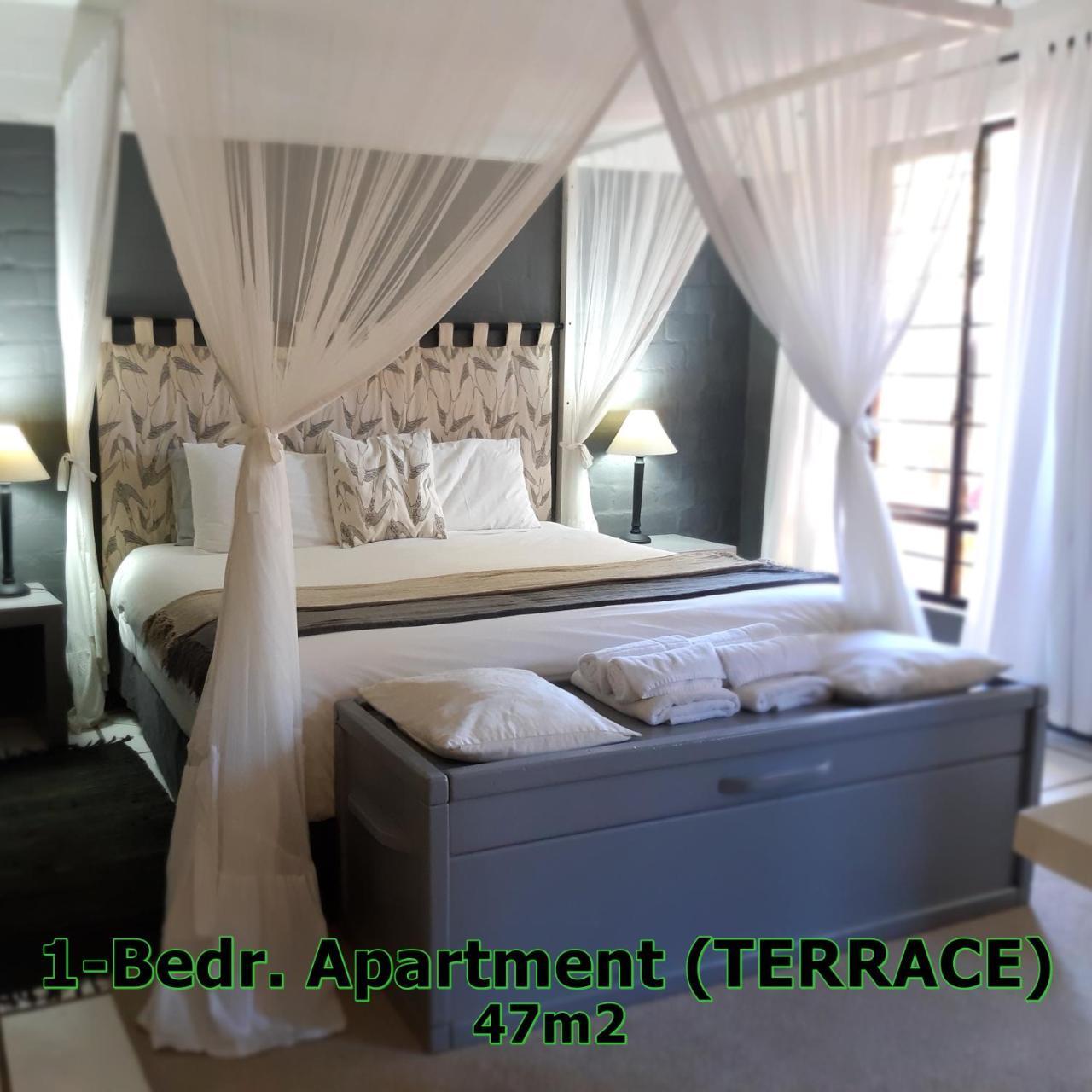 Hornbill House Self Catering Accommodation Hermanus Esterno foto