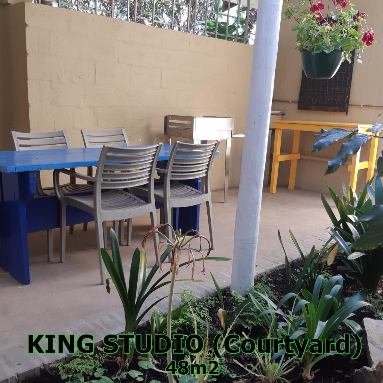 Hornbill House Self Catering Accommodation Hermanus Esterno foto